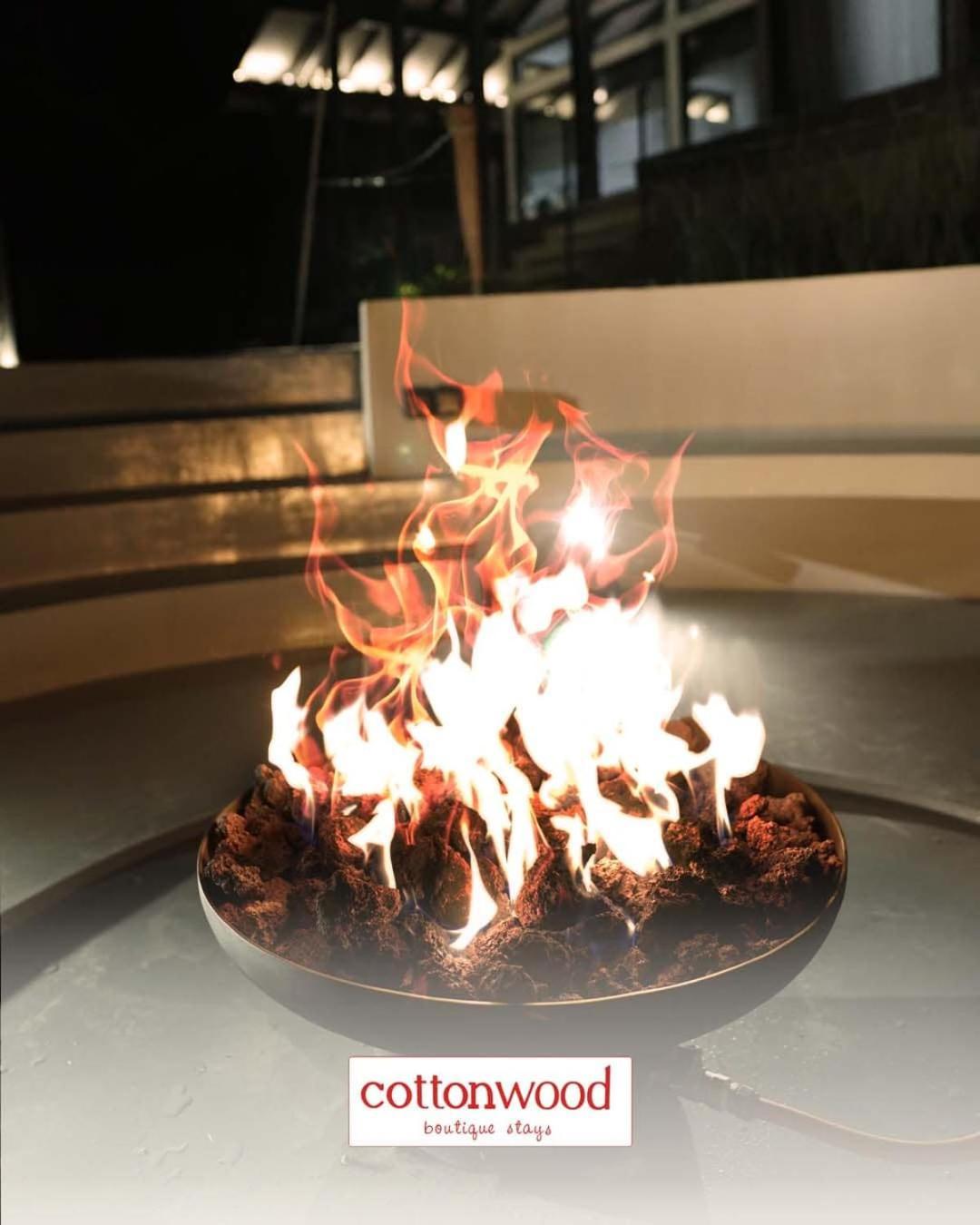 Cottonwood Yaputa Heated-Onsen Netflix Api-Unggun Karaoke Ps4 Villa Sampal Luaran gambar